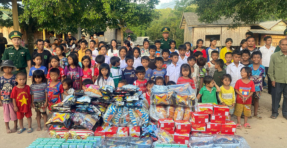 Hình ảnh đội ngũ chuyên gia tận tâm của abc8bet.