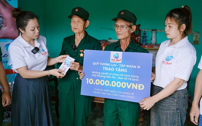 Hình ảnh đội ngũ hỗ trợ khách hàng abc8bet One88 luôn sẵn sàng 24/7, thể hiện sự chuyên nghiệp và tận tâm.